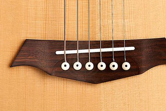 Акустическая гитара  - фото 3