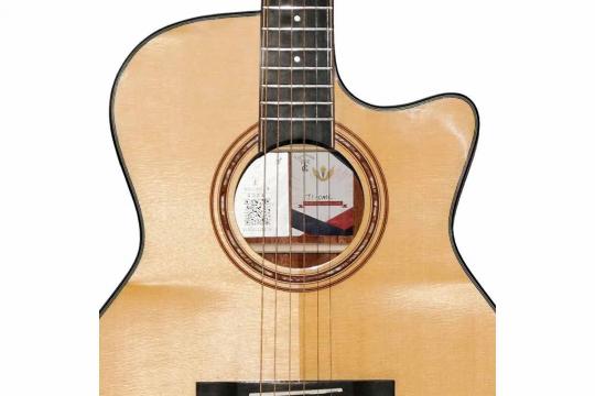 Акустическая гитара  - фото 2