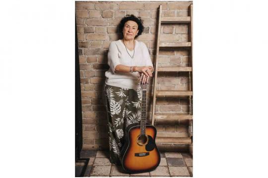 Акустическая гитара  - фото 3